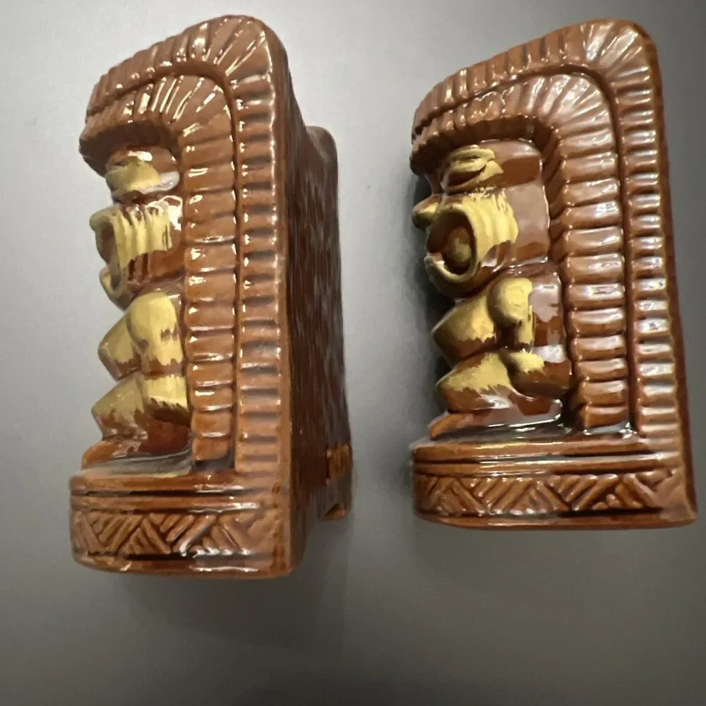 Vintage Brown Glaze Red Clay Tiki Salt & Pepper Shaker Set “Florida” 3.25” Japan
